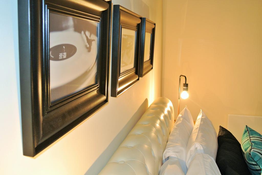 Oyo Approved Serviced Apartments Steam Mill Τσέστερ Εξωτερικό φωτογραφία