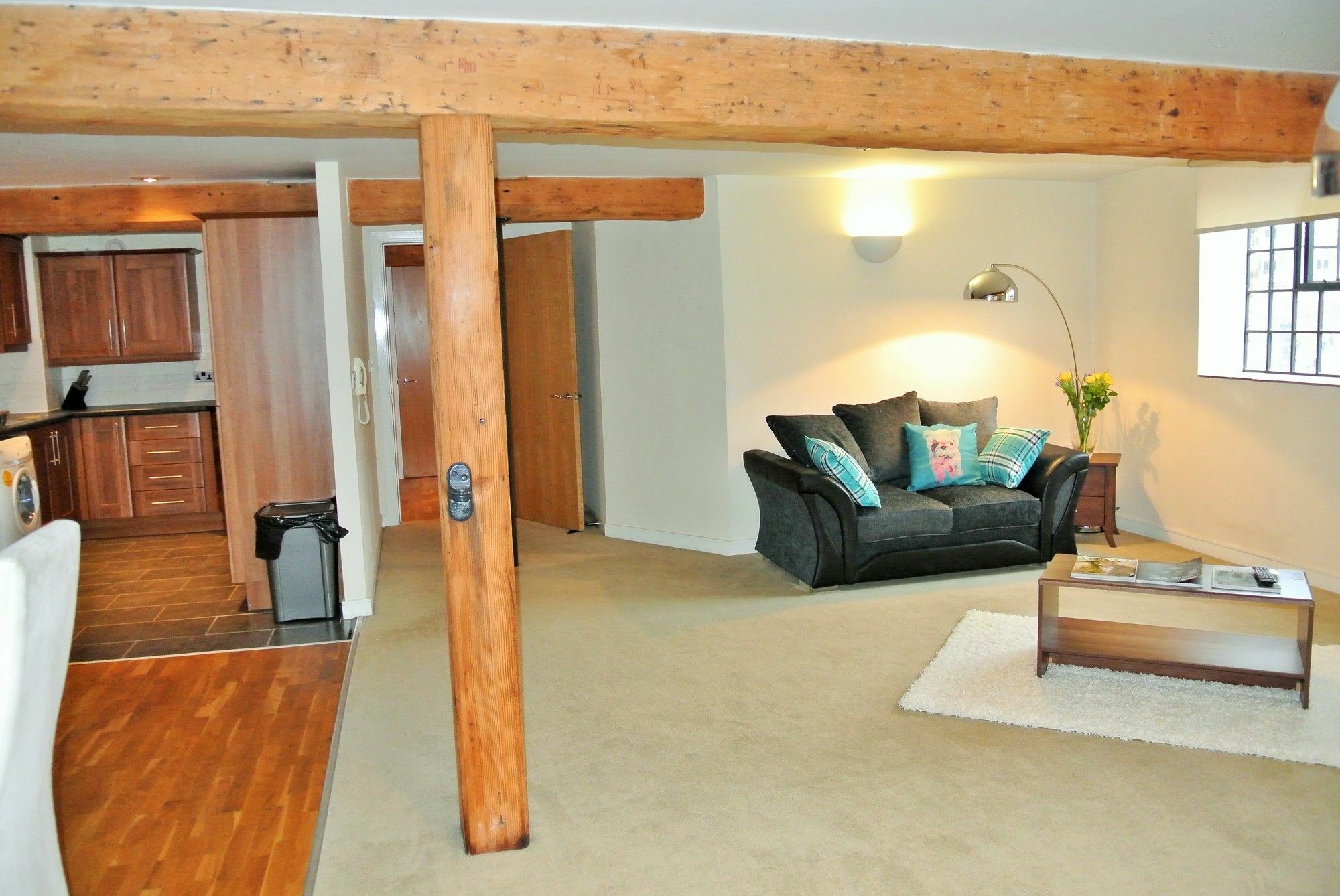 Oyo Approved Serviced Apartments Steam Mill Τσέστερ Εξωτερικό φωτογραφία