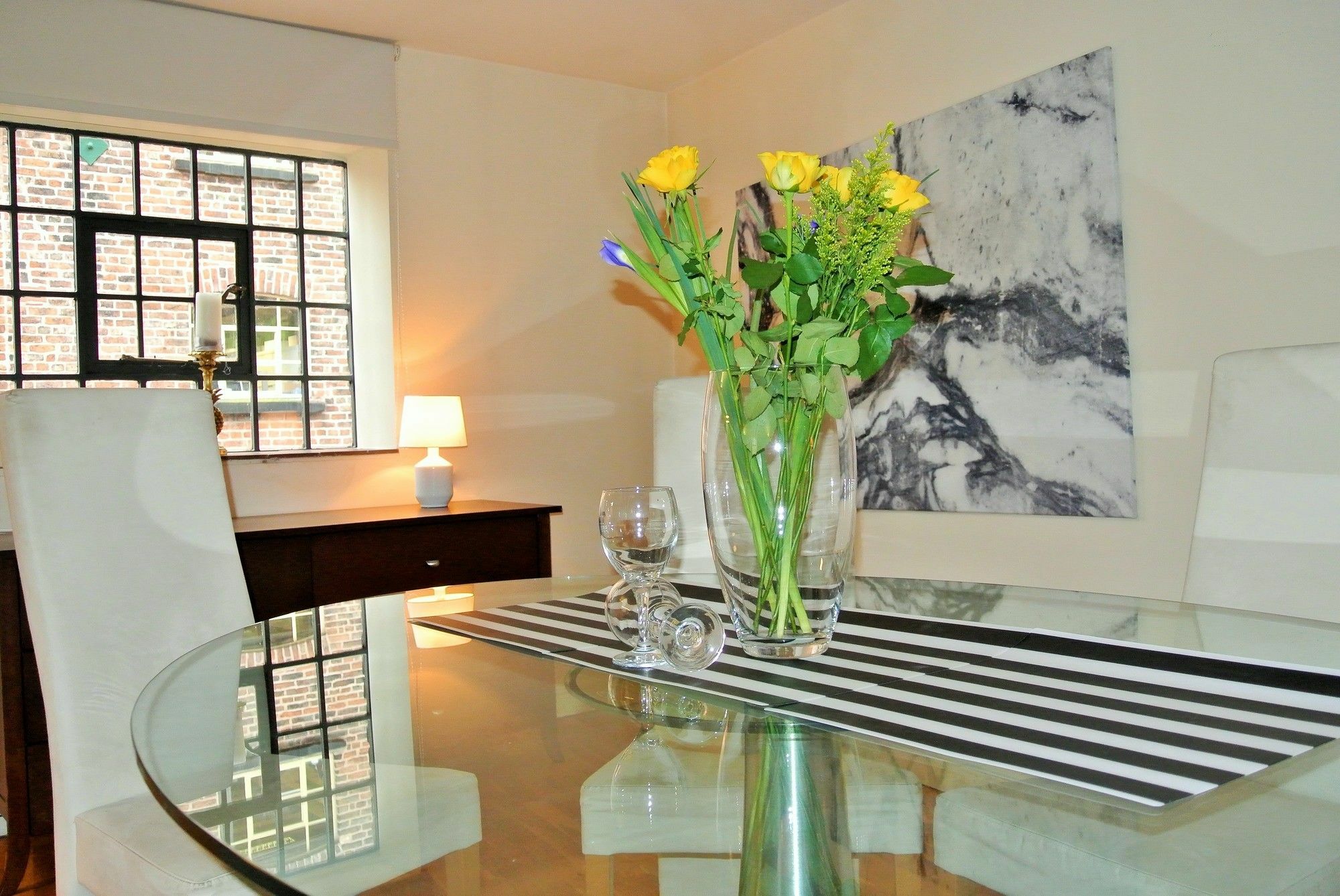 Oyo Approved Serviced Apartments Steam Mill Τσέστερ Εξωτερικό φωτογραφία
